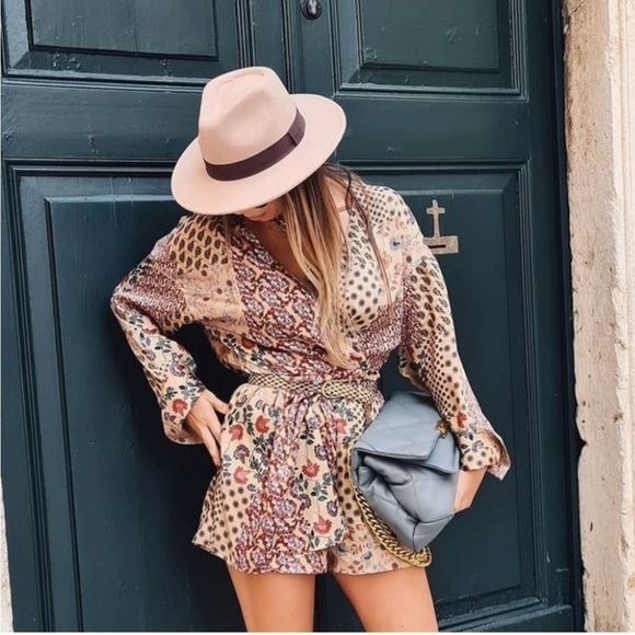 Zara Macedonia Printed Jumpsuit Dress M Romper Blogger Fav Vacation Summer Trip - Picture 11 of 15